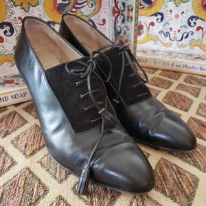 SALVADOR FERRAGAMO LEATHER AND SUEDE OXFORDS 8 1/2